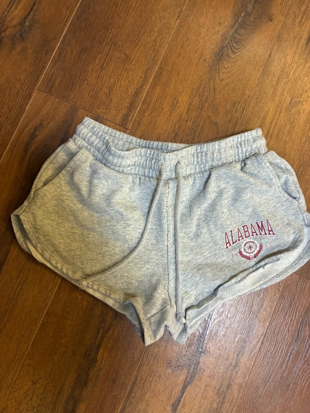 Aeropostale Gray Women's Athletic Lounge Shorts XXS with Crimson Logo Alabama